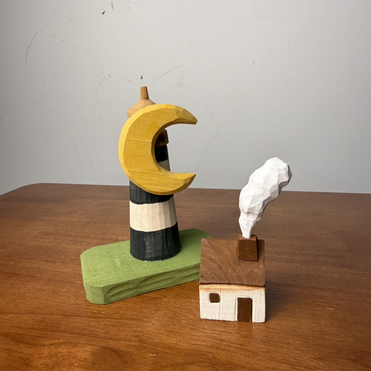 Breeze Shore Cottage | Handmade Wooden Desk Decor