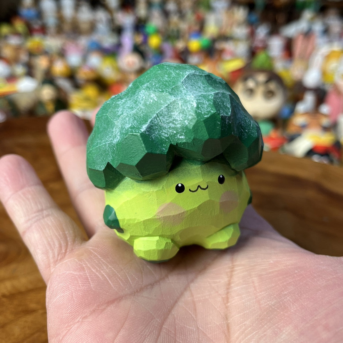 Cute Broccoli Figurine | Handmade Wooden Desk Decor